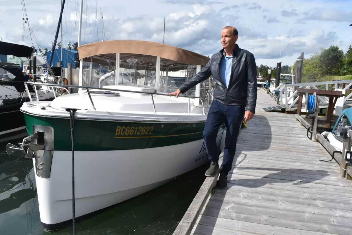 custom yacht sales victoria