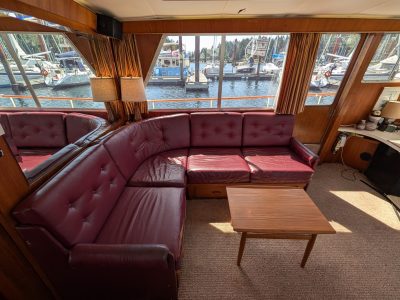 1984 Tollycraft 43 Motor Yacht | 43ft