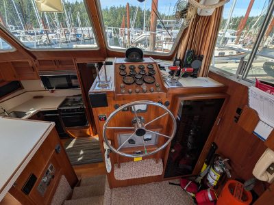1984 Tollycraft 43 Motor Yacht | 43ft