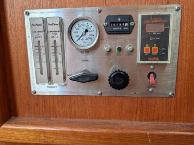 1984 Tollycraft 43 Motor Yacht | 43ft