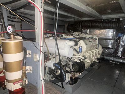 1984 Tollycraft 43 Motor Yacht | 43ft