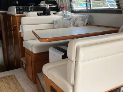 1994-carver-370-voyager-power-9948642-20250916184301817-3