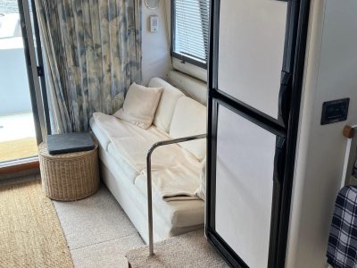 1994-carver-370-voyager-power-9948642-20250916184312775-1