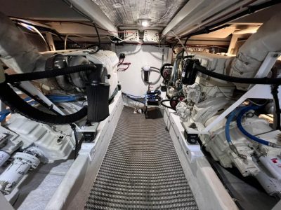 2002 Bayliner 5288 Pilot House Motoryacht | 52ft