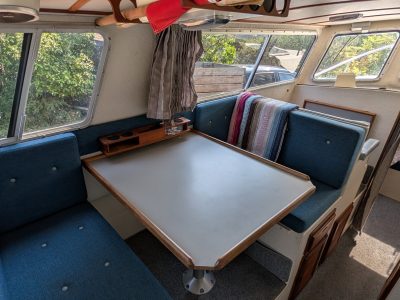 1999 Sea Sport Navigator 2700 | 27ft