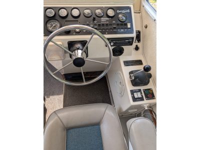 1999 Sea Sport Navigator 2700 | 27ft