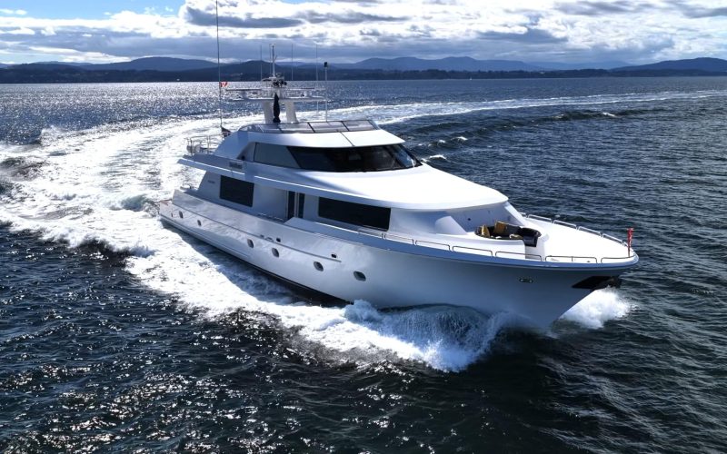 2003 Westport 106 | 106ft