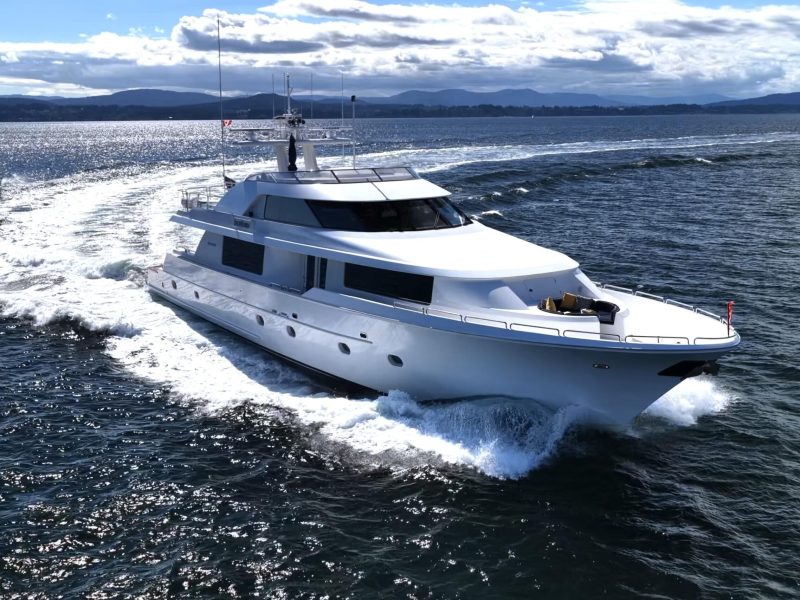 2003 Westport 106 | 106ft