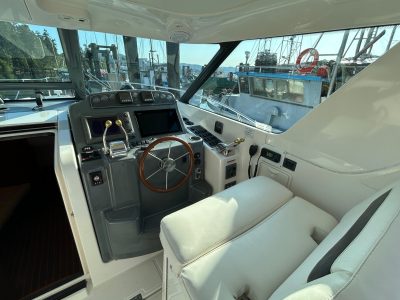 2005-tiara-yachts-36-sovran-power-9770936-20250425195732617-1_XLARGE