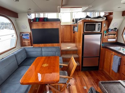 2006 Pilothouse Rockport Fast Trawler | 38ft
