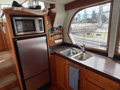 2006 Pilothouse Rockport Fast Trawler | 38ft