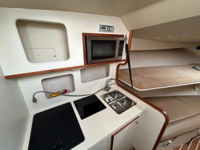 2007-luhrs-28-power-9772185-20250425193904881-1_XLARGE