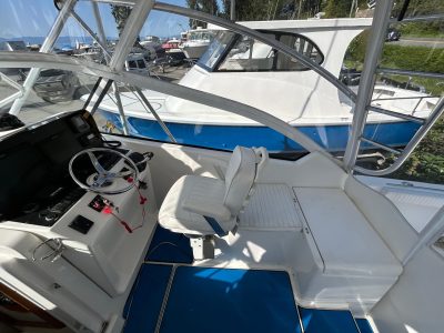 2007-luhrs-28-power-9772185-20250425193909659-1_XLARGE