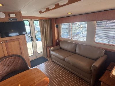 2007 Mainship 34 Trawler | 34ft