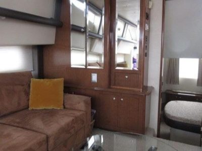 2008-carver-47-motor-yacht-power-9789713-20250518120703600-1_XLARGE