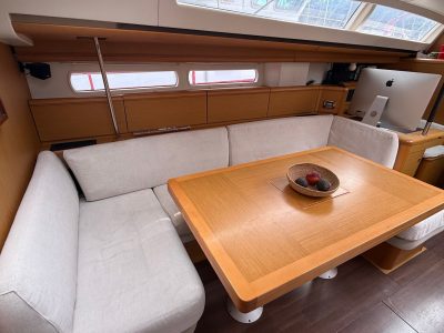 2010 Jeanneau 57 | 57ft