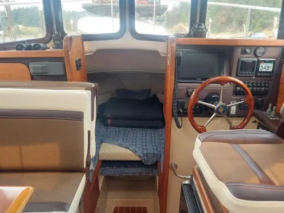 2016-ranger-tugs-r-27-power-9930967-20250905181342678-3