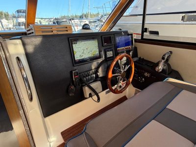 2017 Cutwater C-302 Coupe | 30ft