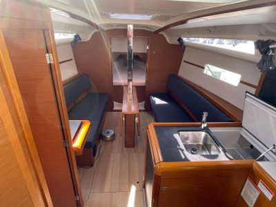 2018-jeanneau-sun-odyssey-349-sail-9747590-20250404133332765-1_XLARGE