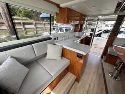 2020 Riviera 39 Open Flybridge | 39ft